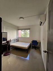 Yio Chu Kang Green (D20), Shop House #568679891